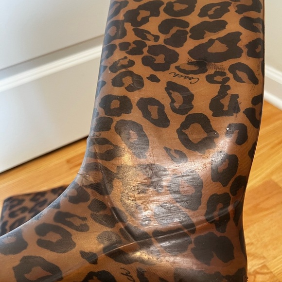 Coach Leopard Print Women's Rain Boots Size 7 - Picture 4 of 8